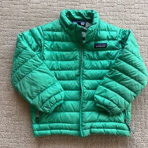 4T green Patagonia down sweater